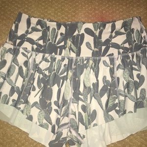 Lulu Lemon Short